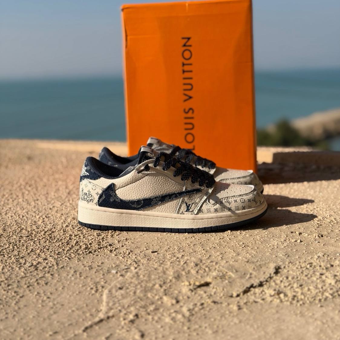 جردن 1 ترویس اسکات Nike Air Jordan 1Travis Scott 216