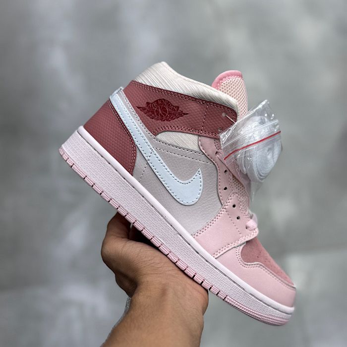 نایک ایر جردن وان صورتی Nike Air Jordan One 187