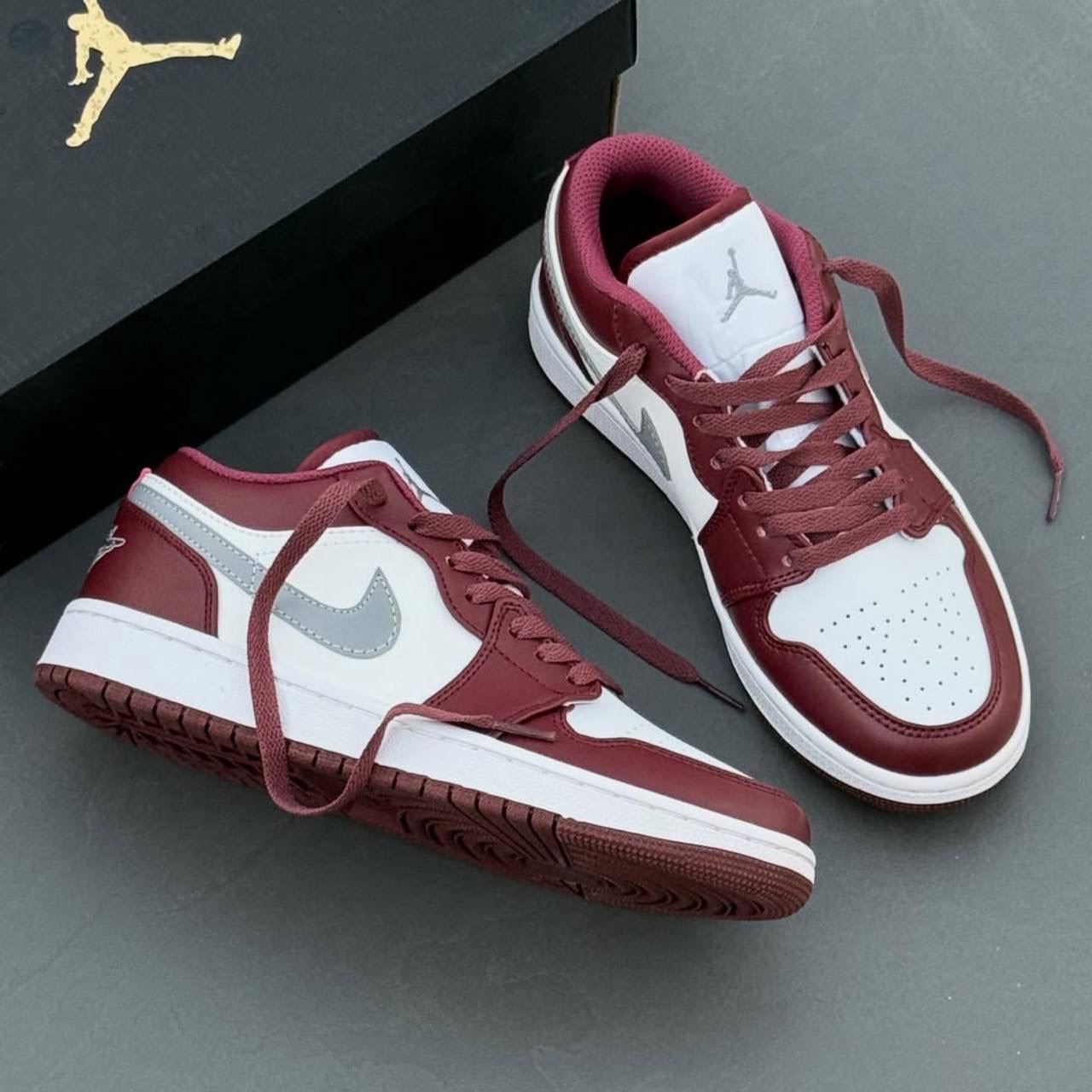 نایک ایر جردن وان زرشکی Nike Air Jordan 1 228