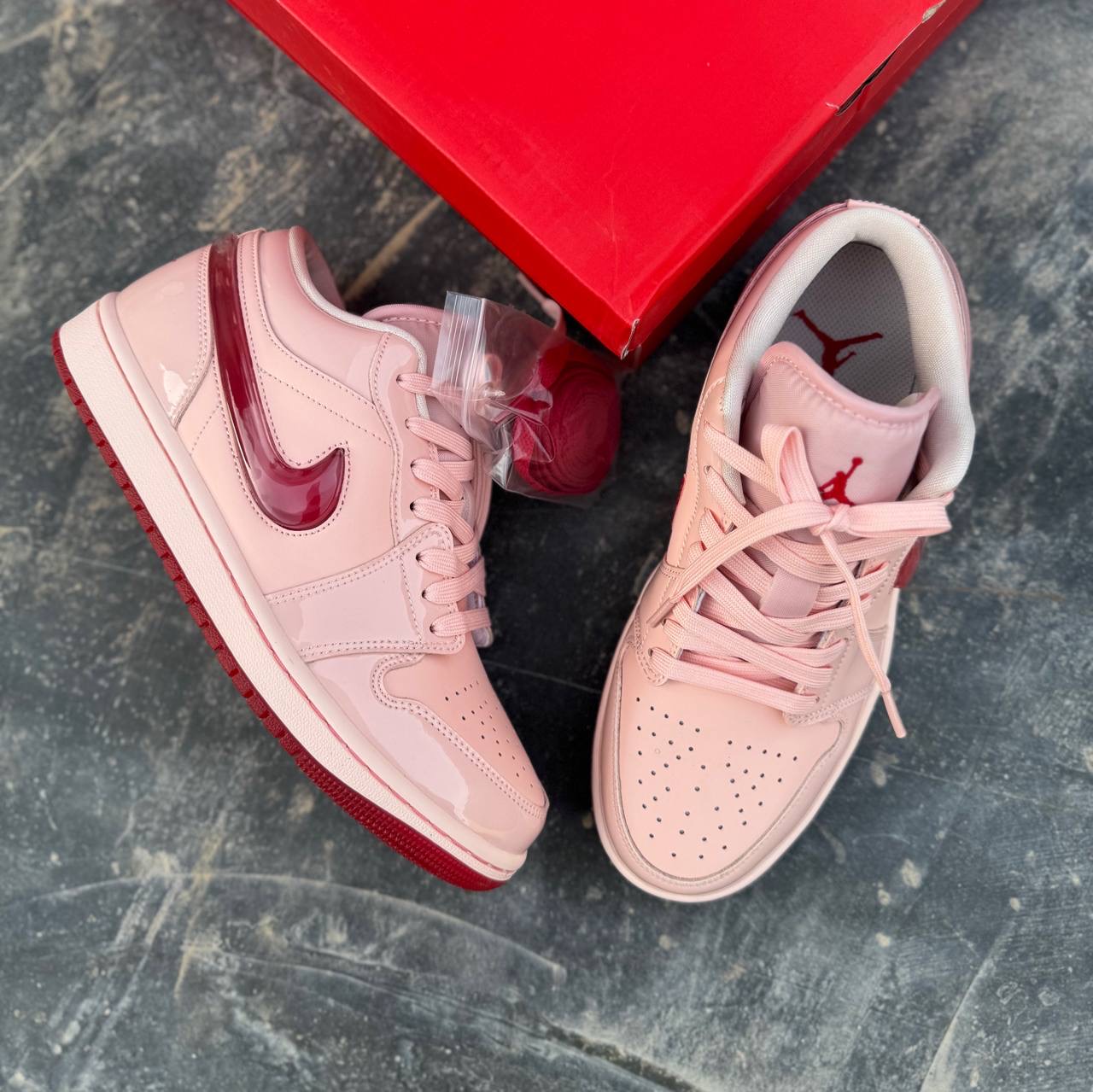 نایک ایر جردن وان ولنتاین Nike Air Jordan Valentine's Day163
