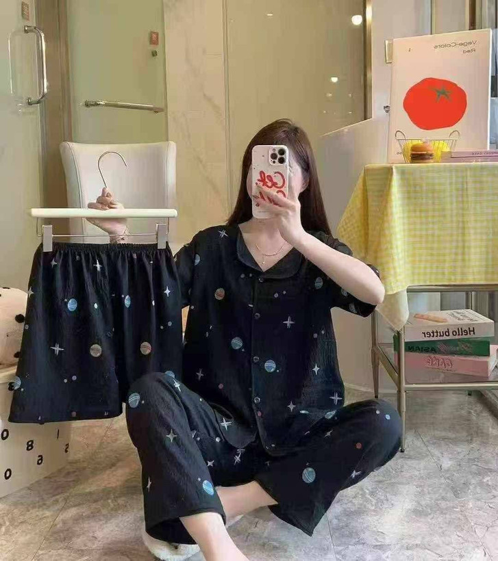 ست سه تیکه زنانه و دخترانه وارداتی (بلوز+شلوار+شورتک)