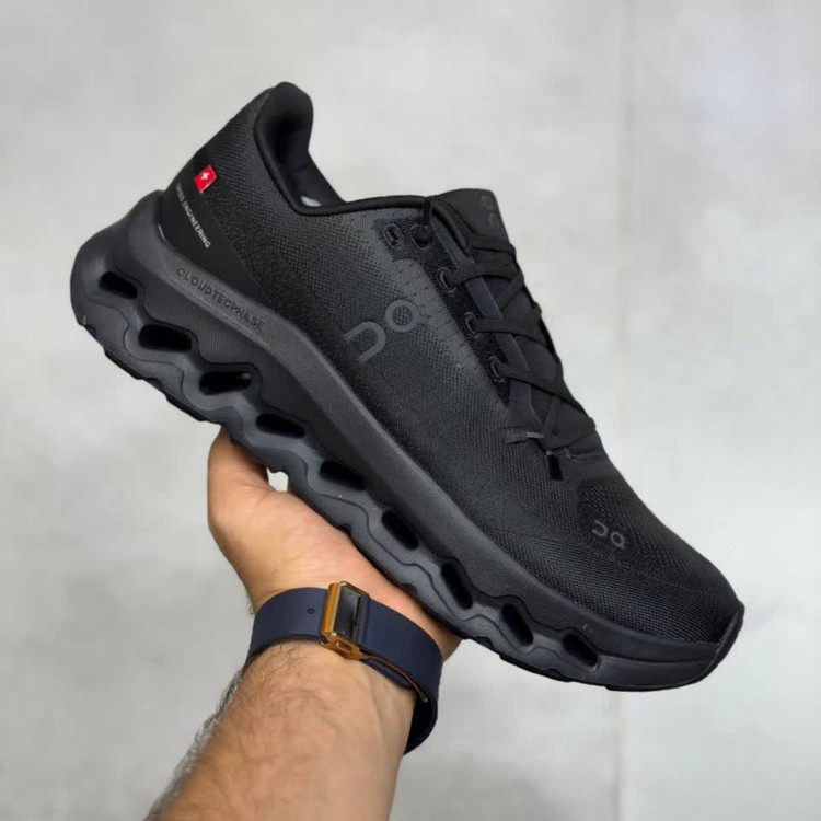 آن رانینگ کیو سی QC On Running – CloudTec Phase 250